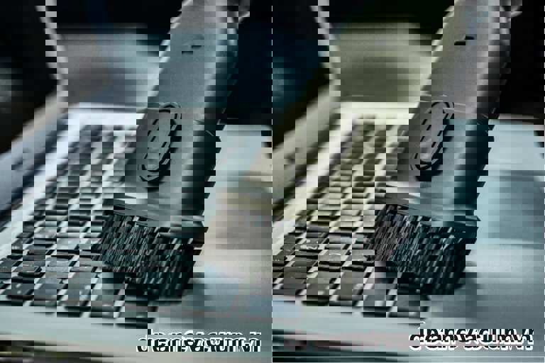 Máy hút bụi cầm tay Cleaner Dreame T20