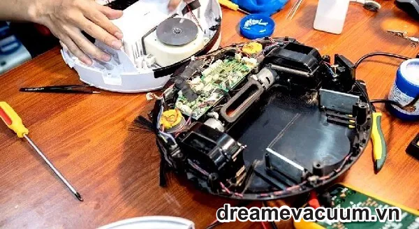 Trung Tâm Sửa Robot Hút Bụi Dreame Tận Tâm – Lấy Ngay Tại Phường Chợ Quán